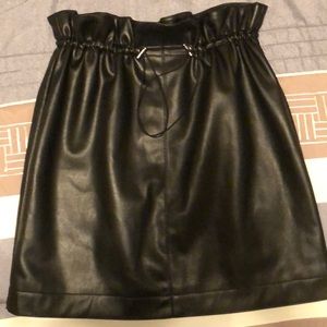 Black H&M skirt
